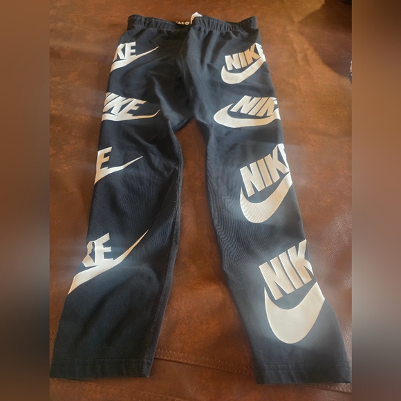 Nike Black and White Logo Joggers - Picture 3 of 4